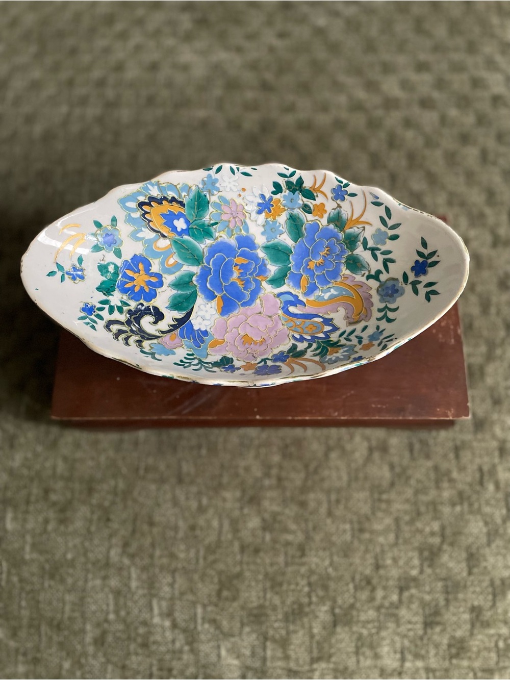 Vintage Asian Floral Porcelain Footed Compote Bowl 10” Scalloped Gold Trim
